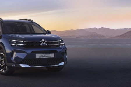 Citroen Luxury SUV Cars In India - Design, Features & Specifications Infographic