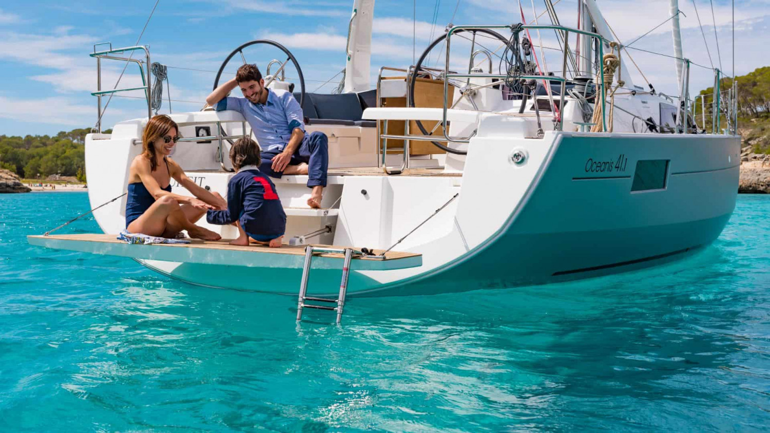 The Benefits of Sailing With Your Family Infographic